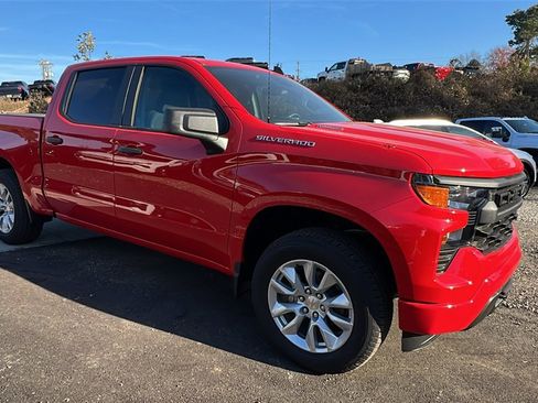 New 2026 Chevrolet Silverado 1500 Custom image 3