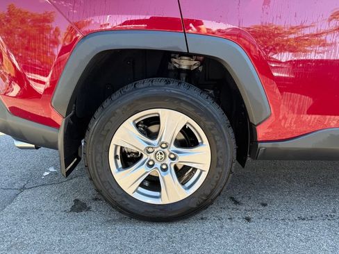 Used 2025 Toyota RAV4 XLE w/ Convenience Package AWD/4WD image 26