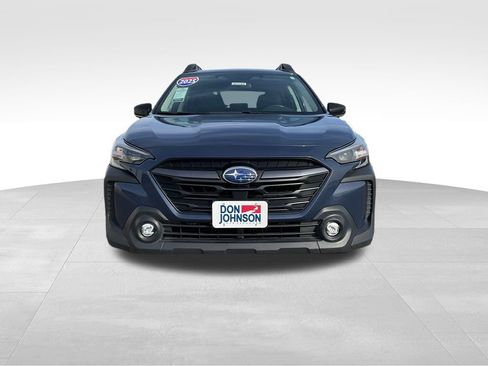 Used 2025 Subaru Outback Premium AWD/4WD image 34