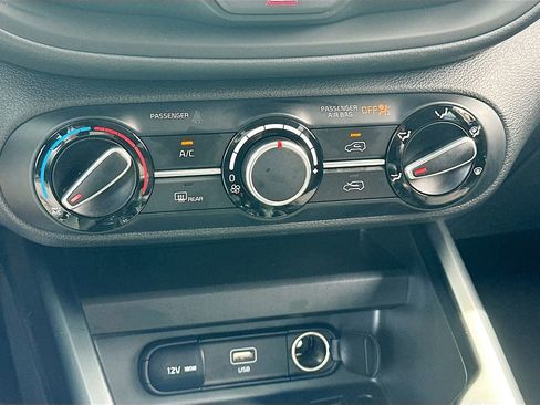 Certified 2024 Kia Soul LX FWD image 15