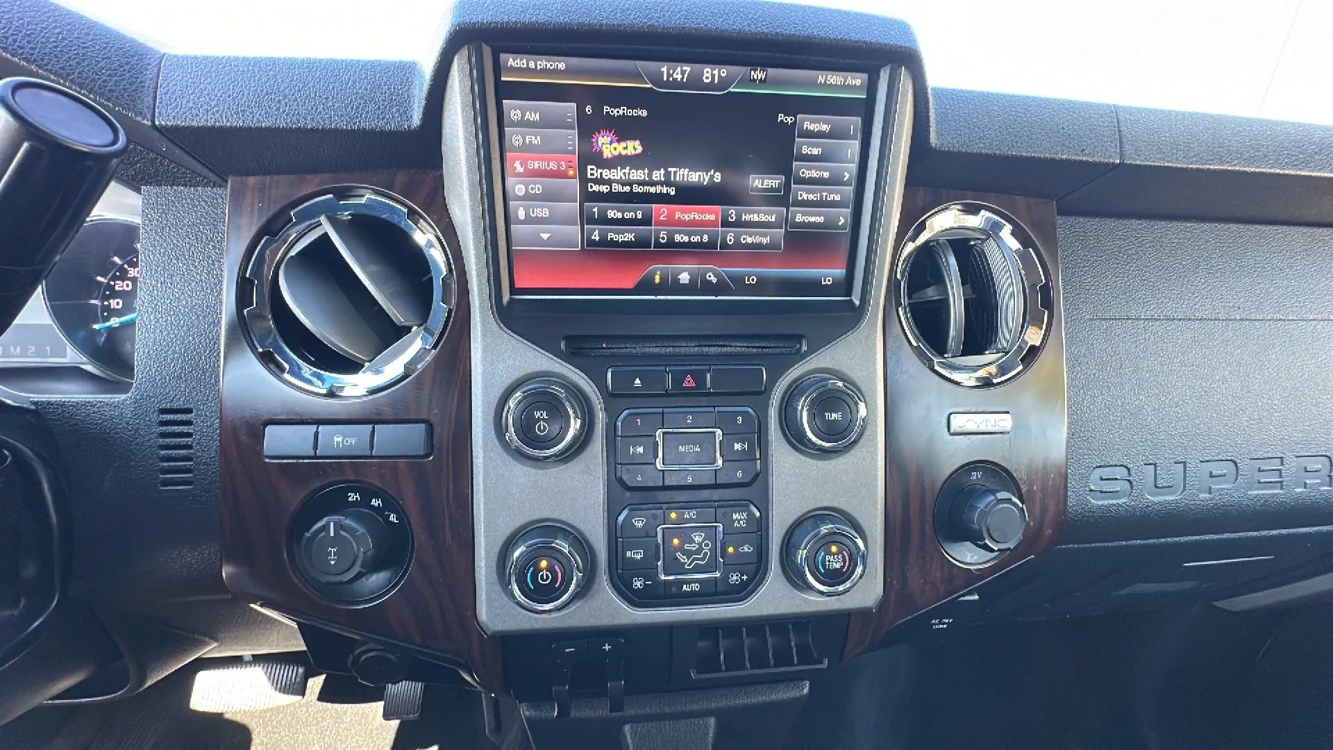 Used 2016 Ford F250 Lariat w/ Lariat Ultimate Package AWD/4WD image 14