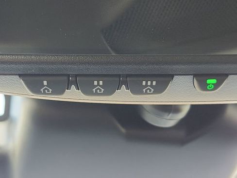 Certified 2024 Subaru Crosstrek 2.0i image 22