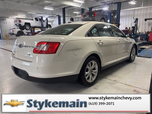 Used 2012 Ford Taurus SEL image 5
