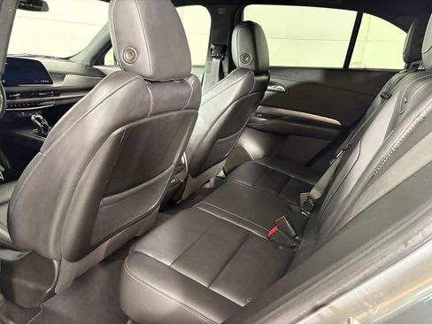 Used 2024 Cadillac XT4 Premium Luxury AWD/4WD image 44