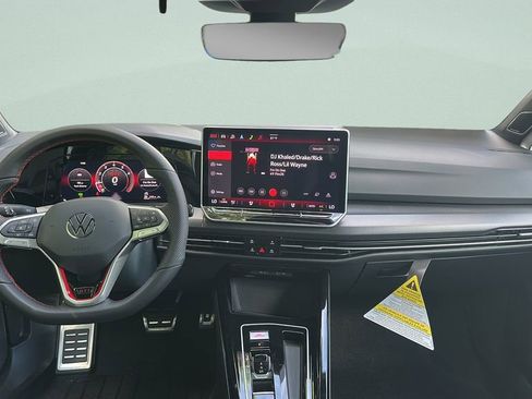 New 2026 Volkswagen GTI SE FWD image 10