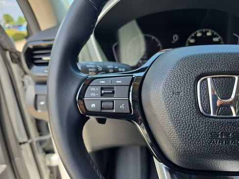 Used 2024 Honda Pilot EX-L image 23