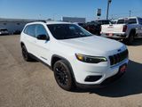 Used 2023 Jeep Cherokee Altitude Lux image 2