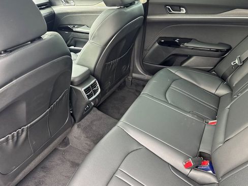 Used 2025 Kia K5 EX image 13