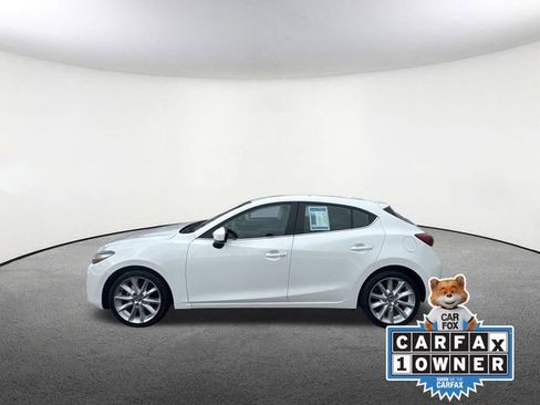 Used 2017 MAZDA MAZDA3 Grand Touring image 12
