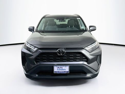 Used 2022 Toyota RAV4 XLE w/ Convenience Package AWD/4WD image 2