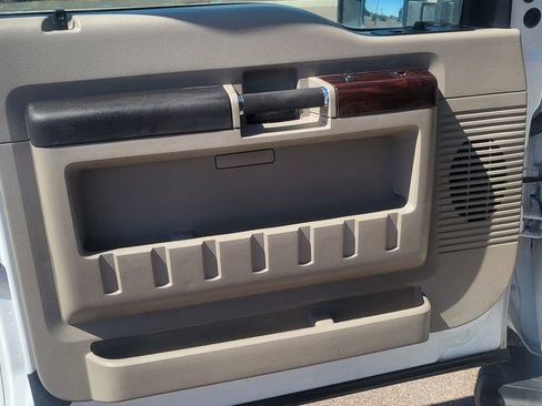 Used 2008 Ford F250 Lariat RWD image 21
