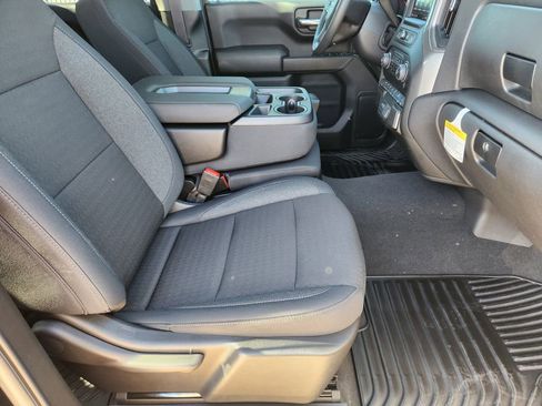 New 2026 Chevrolet Silverado 1500 Custom Trail Boss w/ LPO, Dark Essentials Package image 11