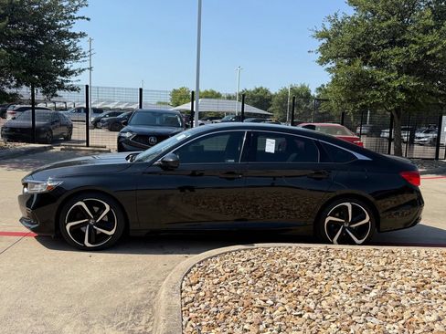 Used 2021 Honda Accord Sport image 2