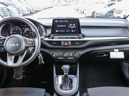Used 2023 Kia Forte LXS w/ LXS Technology Package image 13