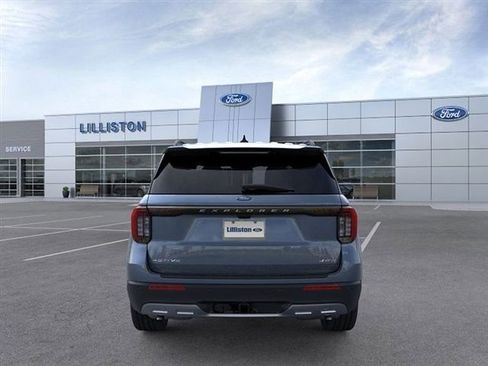 New 2026 Ford Explorer Active AWD/4WD image 5
