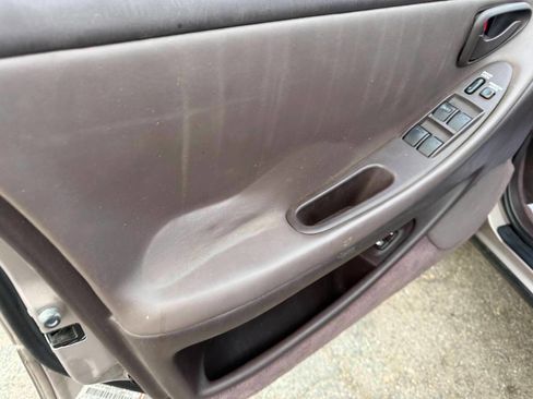 Used 1992 Lexus ES 330 FWD image 13