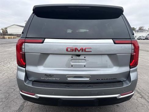 Used 2026 GMC Yukon XL Elevation image 5