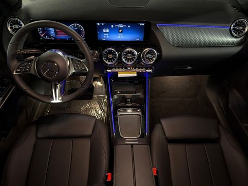 New 2026 Mercedes-Benz GLA 250 image 12