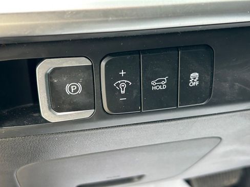 Used 2025 Hyundai Santa Fe SEL FWD image 25