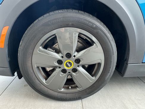 Used 2024 MINI Cooper SE FWD image 32