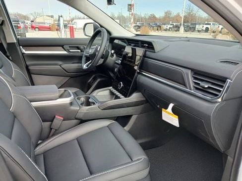 New 2026 GMC Terrain Denali image 25