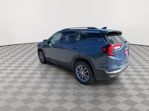 Used 2024 GMC Terrain SLT AWD/4WD image 6