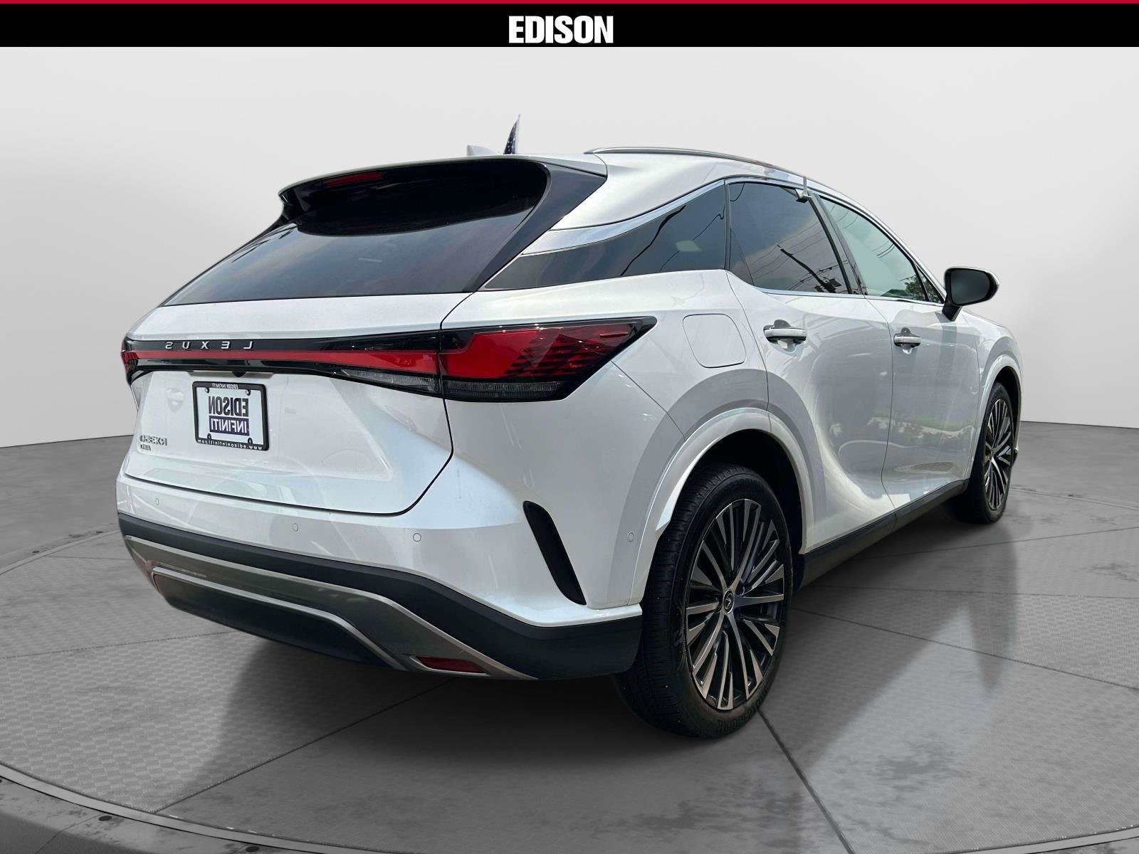 Used 2024 Lexus RX 350 Premium Plus w/ Convenience Package AWD/4WD image 4