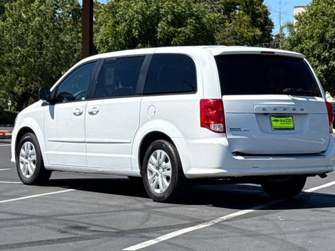 Used 2017 Dodge Grand Caravan SE w/ Power Window Group FWD image 3