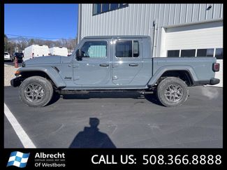 New 2026 Jeep Gladiator Sport video 2