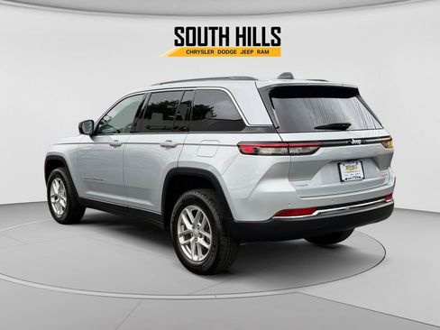 Certified 2024 Jeep Grand Cherokee Laredo X w/ Trailer Tow Package AWD/4WD image 3