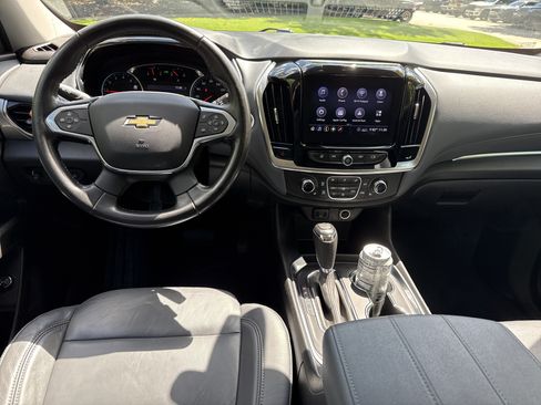 Used 2020 Chevrolet Traverse LT AWD/4WD image 22