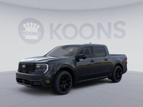 New 2026 Ford Maverick Lariat w/ Black Appearance Package image 1