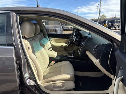 Used 2013 Nissan Maxima 3.5 SV w/ Premium Pkg image 29