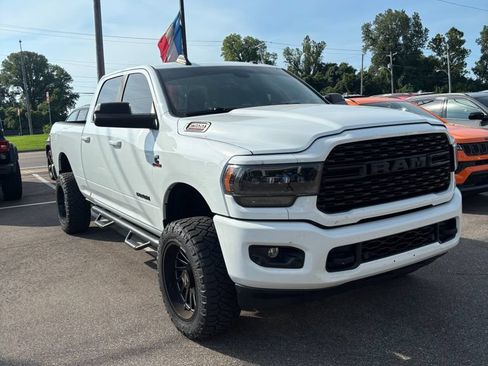Used 2022 RAM 2500 Big Horn w/ Night Edition AWD/4WD image 1