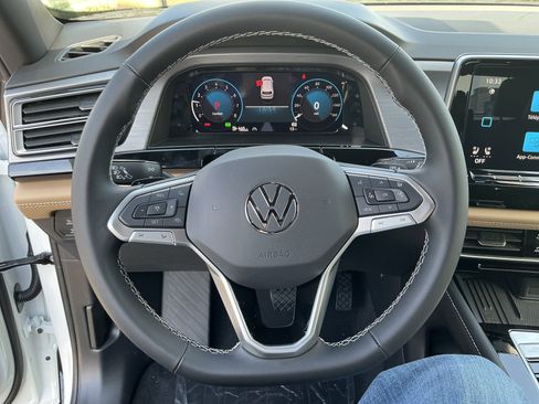 New 2026 Volkswagen Atlas Cross Sport SE AWD/4WD image 14