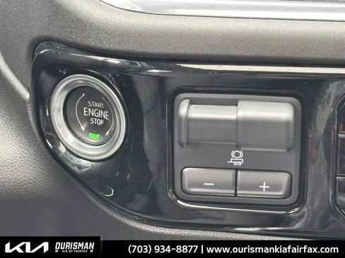 Used 2023 Chevrolet Silverado 1500 LTZ w/ LTZ Premium Package image 7