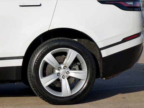 Used 2019 Land Rover Range Rover Velar S image 30