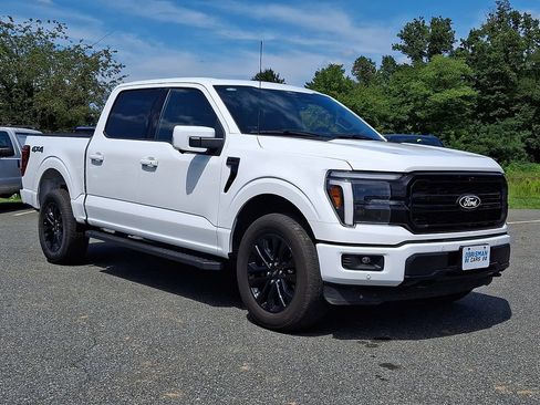 Used 2025 Ford F150 Lariat AWD/4WD image 1