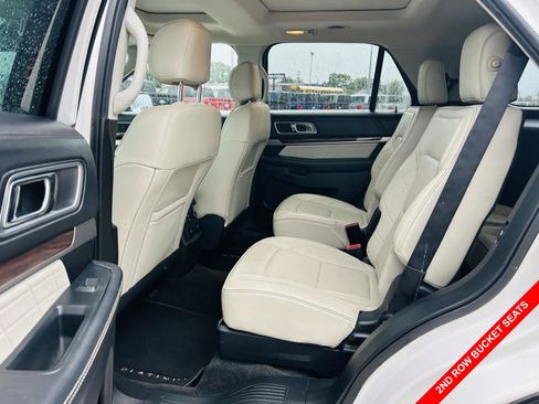Used 2017 Ford Explorer Platinum AWD/4WD image 35