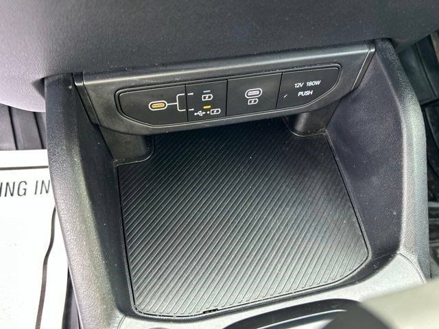 Used 2025 Kia K4 FWD image 30