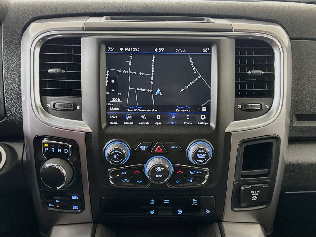 Used 2023 RAM 1500 Warlock AWD/4WD image 17
