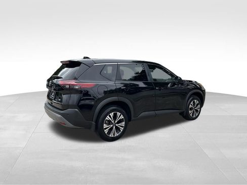 Used 2023 Nissan Rogue SV FWD image 5