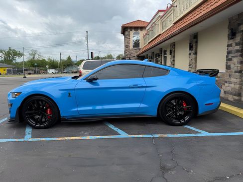 Used 2022 Ford Mustang Shelby GT500 w/ Technology Package image 10