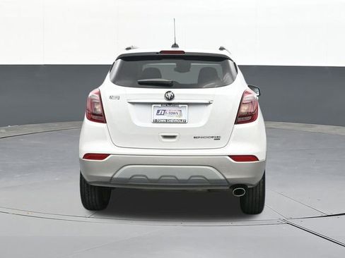 Used 2022 Buick Encore Preferred image 12