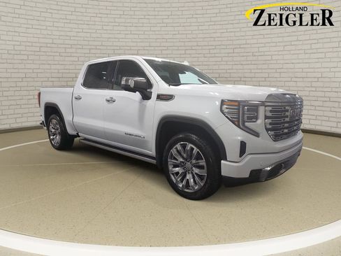 New 2026 GMC Sierra 1500 Denali w/ Denali Reserve Package AWD/4WD image 3