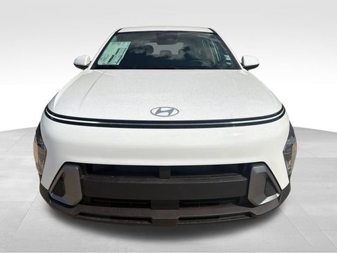 New 2026 Hyundai Kona SE FWD image 11