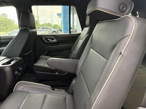 Used 2022 Chevrolet Tahoe Premier RWD image 5