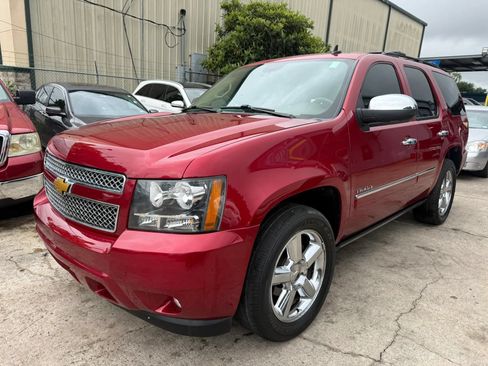 Used 2012 Chevrolet Tahoe LTZ RWD image 3
