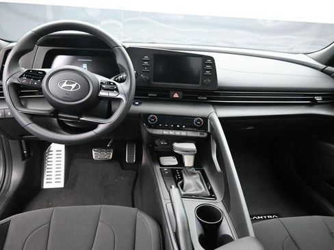 New 2026 Hyundai Elantra Sport FWD image 10