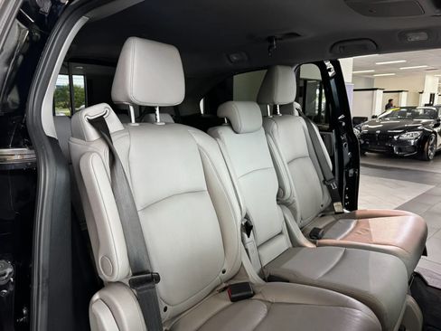 Used 2022 Honda Odyssey Touring image 16